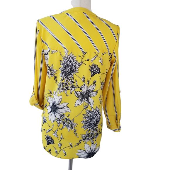 Fig and Flower Yellow Blue White Floral Striped Button Front Top Size Medium P - Picture 2 of 3